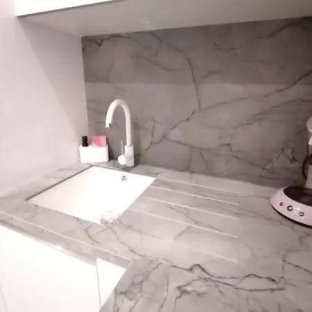 Апартаменты Jacuzzi Romantique 15 Min Etretat 2